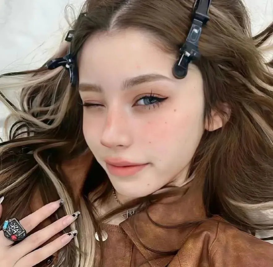 抬头看看夜晚的星星