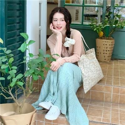 如何在无脑霸总漫里艰难求生